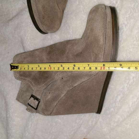 Dolce Vita Size 10 Brown Suede Leather Wedge Booties - Picture 9 of 15